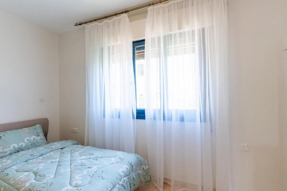 Blue Maria Perfect Location In Aqaba Daire