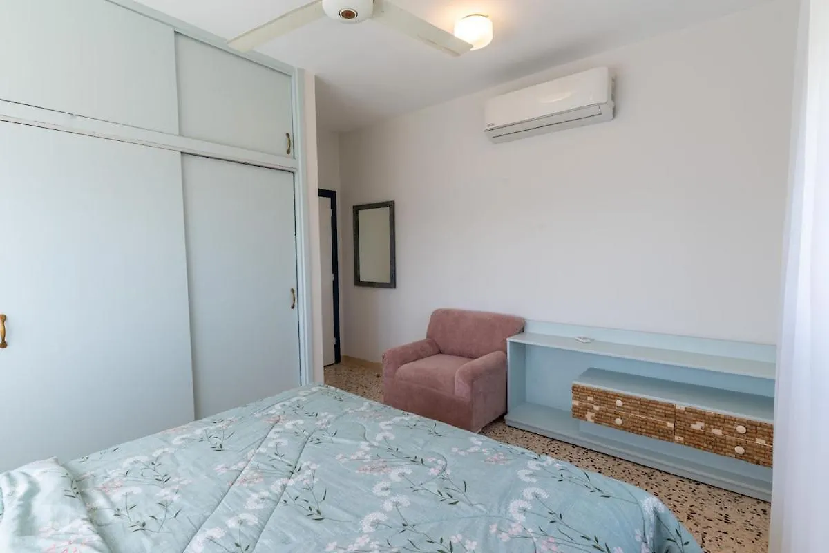 Blue Maria Perfect Location In Aqaba Daire